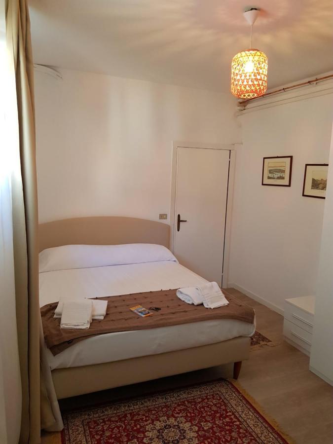 Butterfly Guest House البندقية المظهر الخارجي الصورة