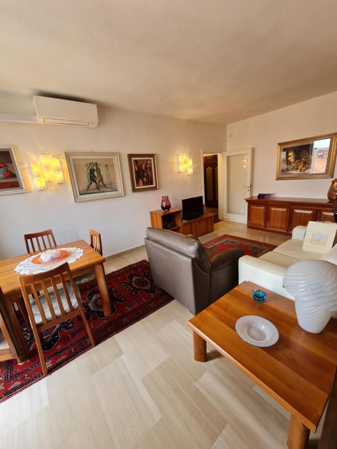Butterfly Guest House البندقية المظهر الخارجي الصورة