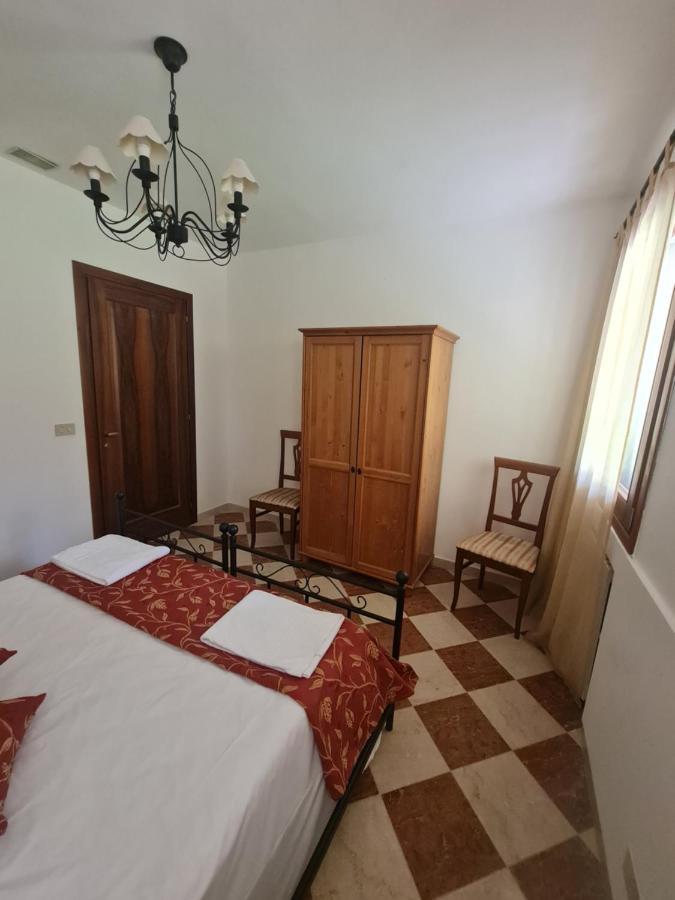 Butterfly Guest House البندقية المظهر الخارجي الصورة